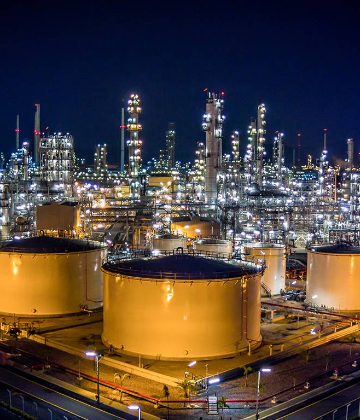 Goods lift Manufacturers in MumbaiFor Petrochemical Industry